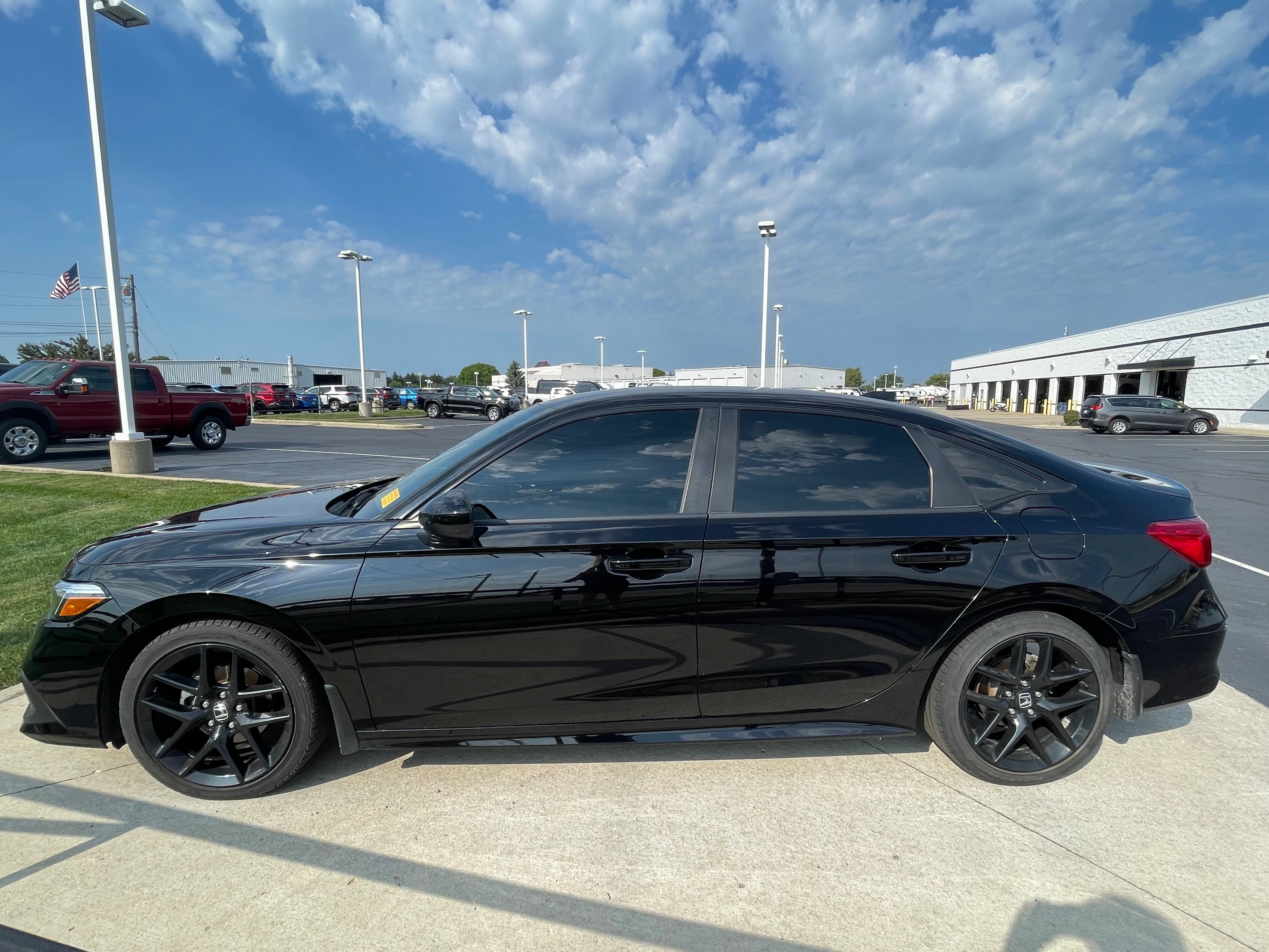 Used 2022 Honda Civic Sport image 4