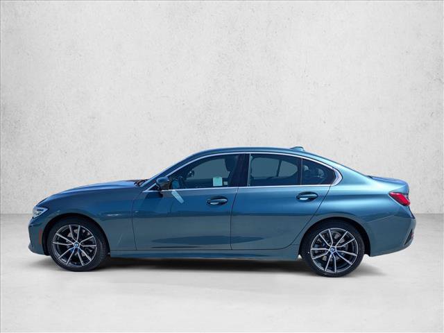Used 2021 BMW 330i Sedan w/ Convenience Package RWD image 9