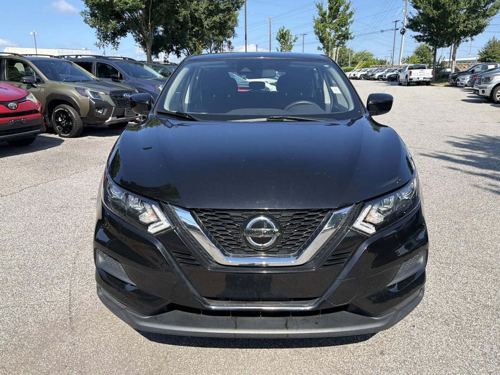 Used 2022 Nissan Rogue Sport S FWD video 2