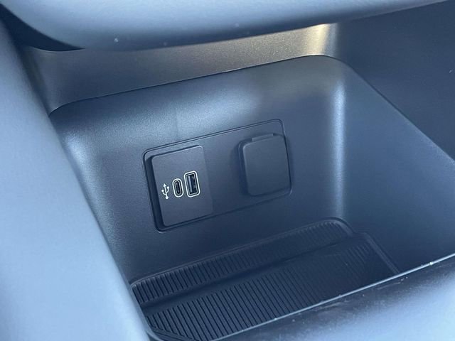 New 2026 Ford Explorer Active RWD image 10