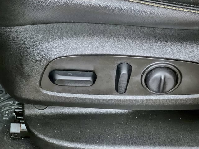 Used 2021 Chevrolet Equinox LT FWD image 11