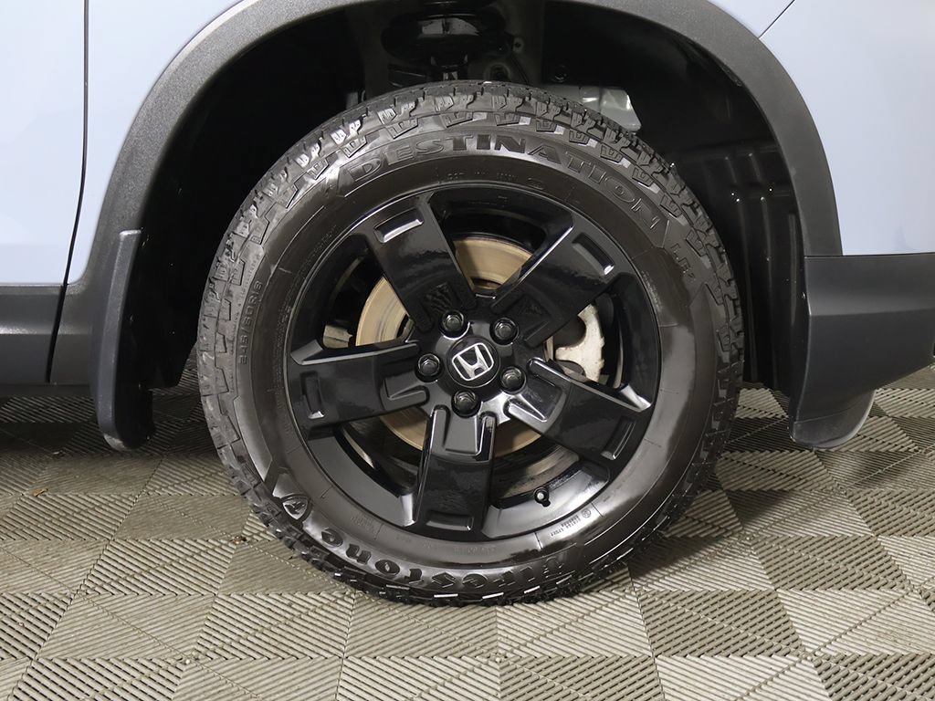 Certified 2025 Honda Ridgeline Black Edition image 23