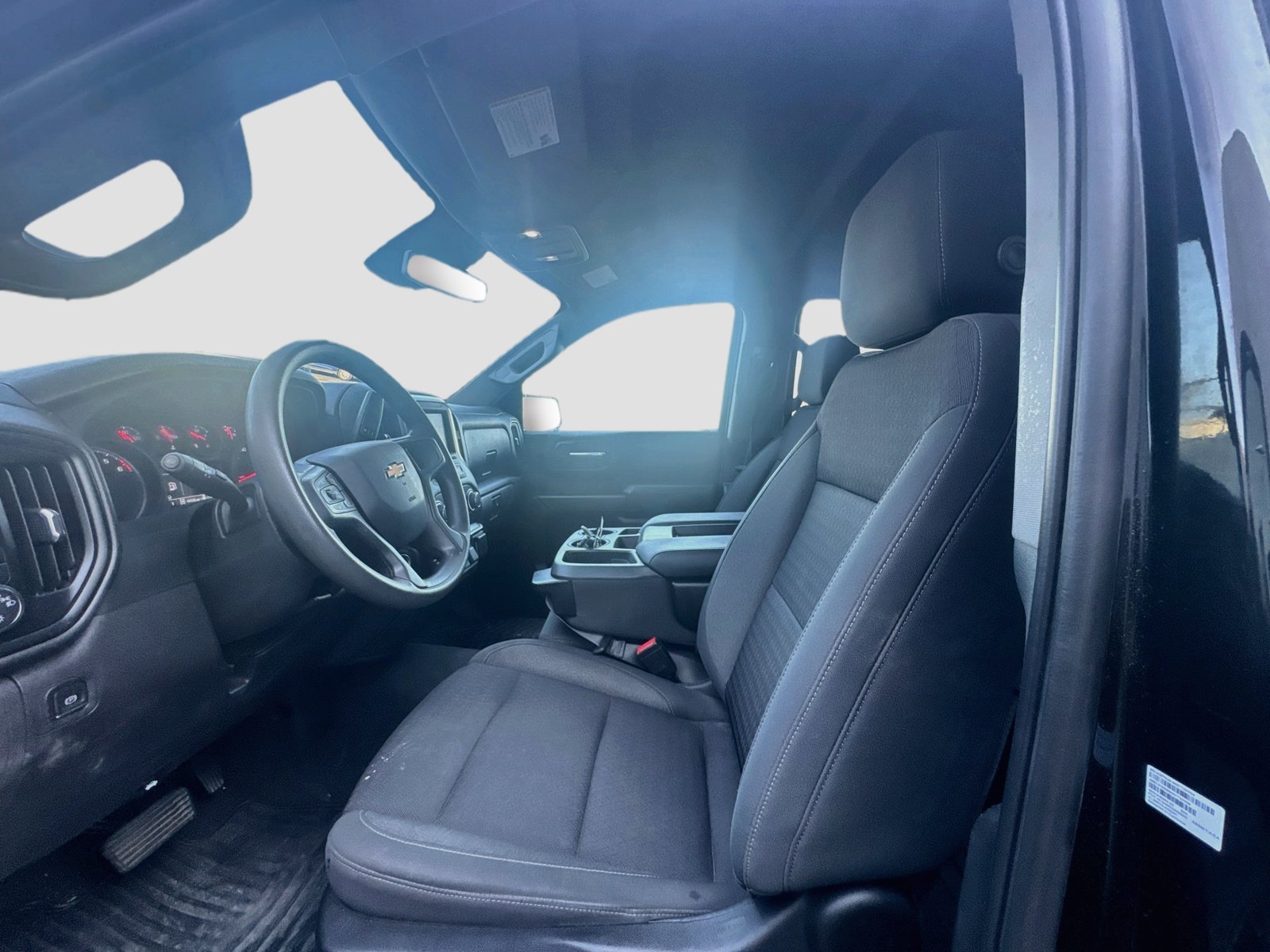 Used 2022 Chevrolet Silverado 1500 Custom AWD/4WD image 19