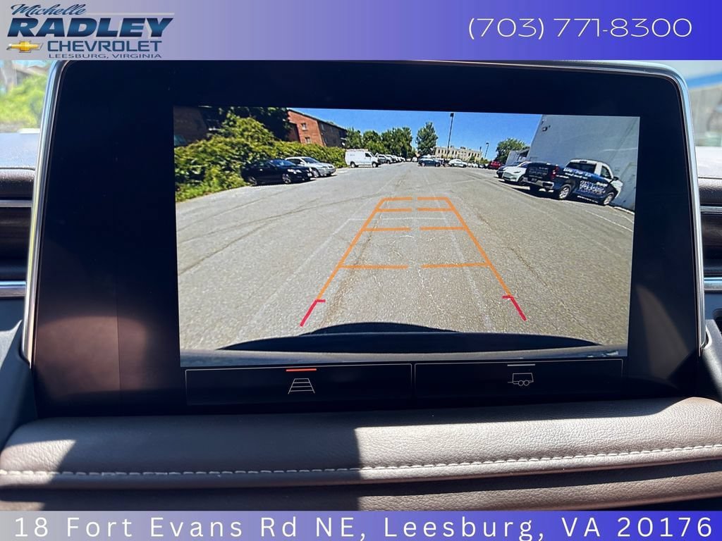Used 2022 GMC Yukon SLE w/ Gmc Pro Safety Plus Package AWD/4WD image 19