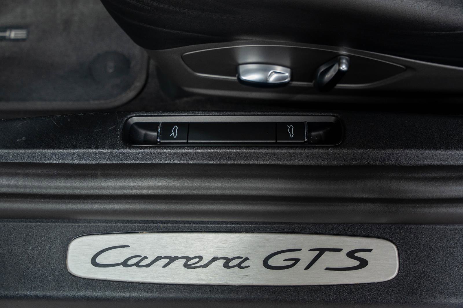 Used 2018 Porsche 911 Carrera GTS image 91