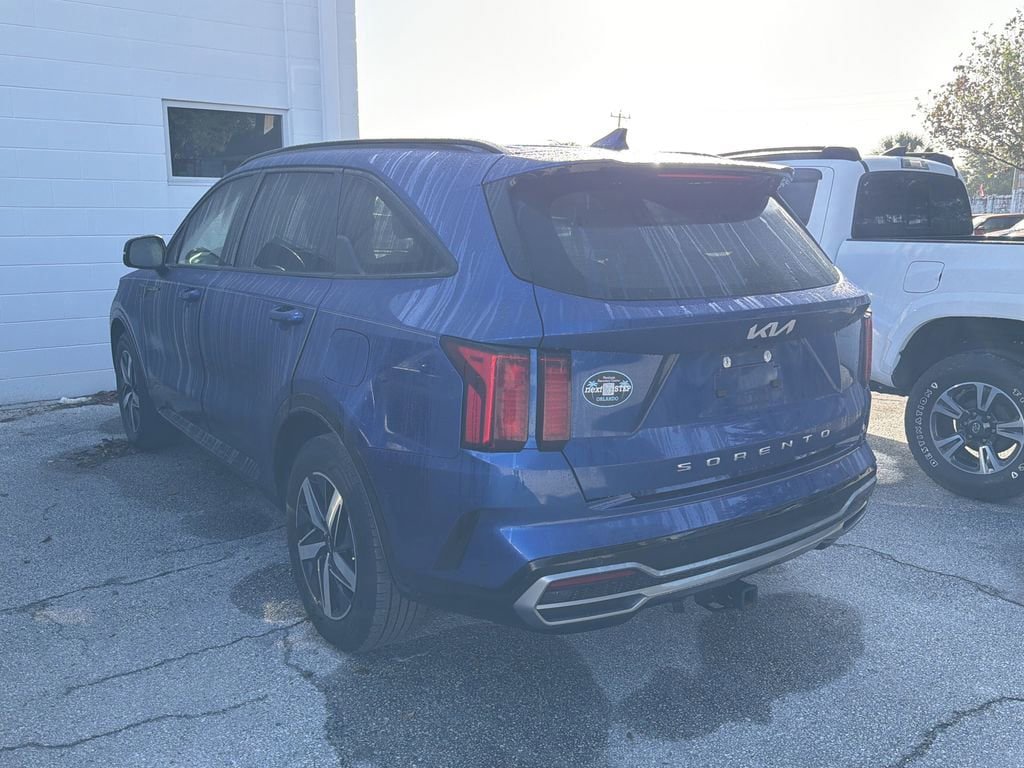 Certified 2022 Kia Sorento S FWD image 6