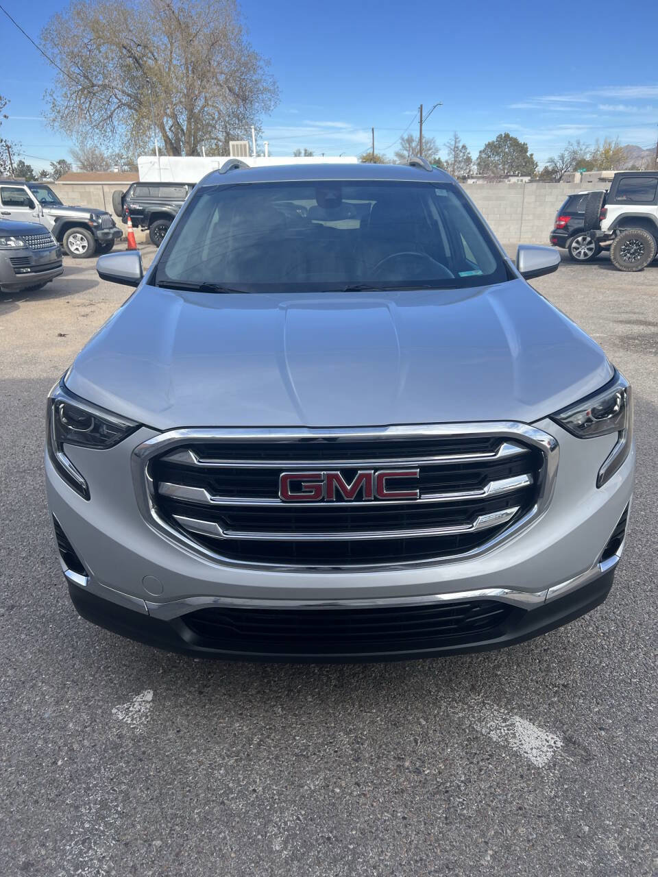 Used 2020 GMC Terrain SLT w/ Preferred Package image 3