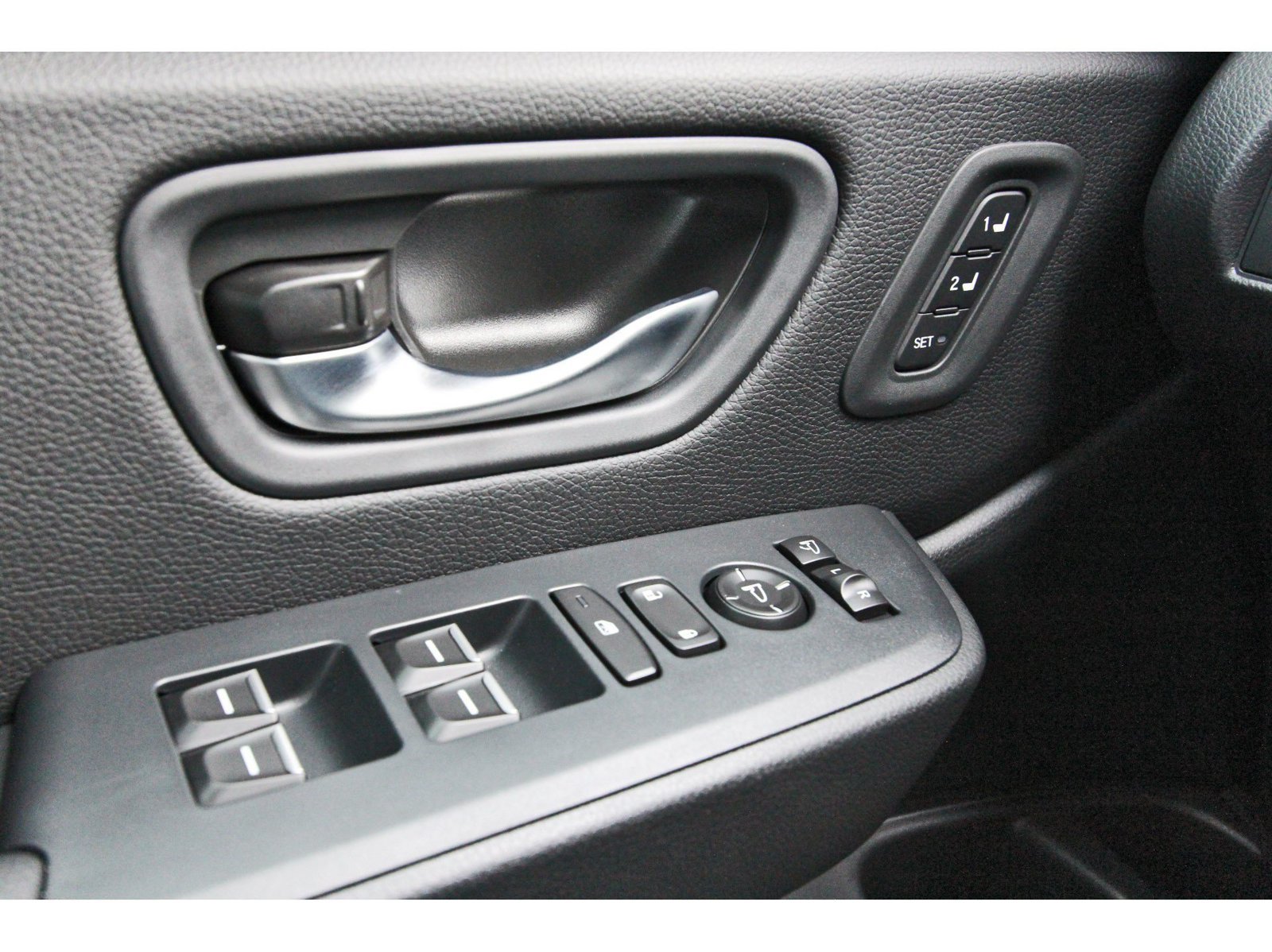 New 2026 Honda Pilot TrailSport image 19