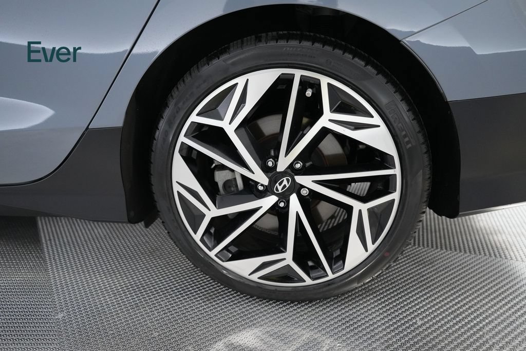 Used 2024 Hyundai Ioniq 6 SEL RWD image 20