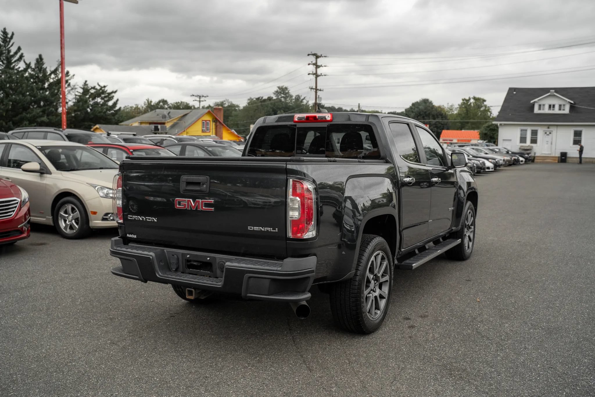 Used 2018 GMC Canyon Denali AWD/4WD image 3