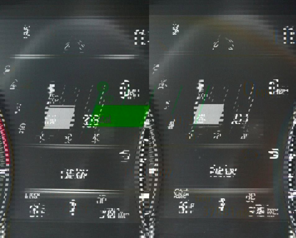 Used 2022 Toyota Highlander XLE image 4