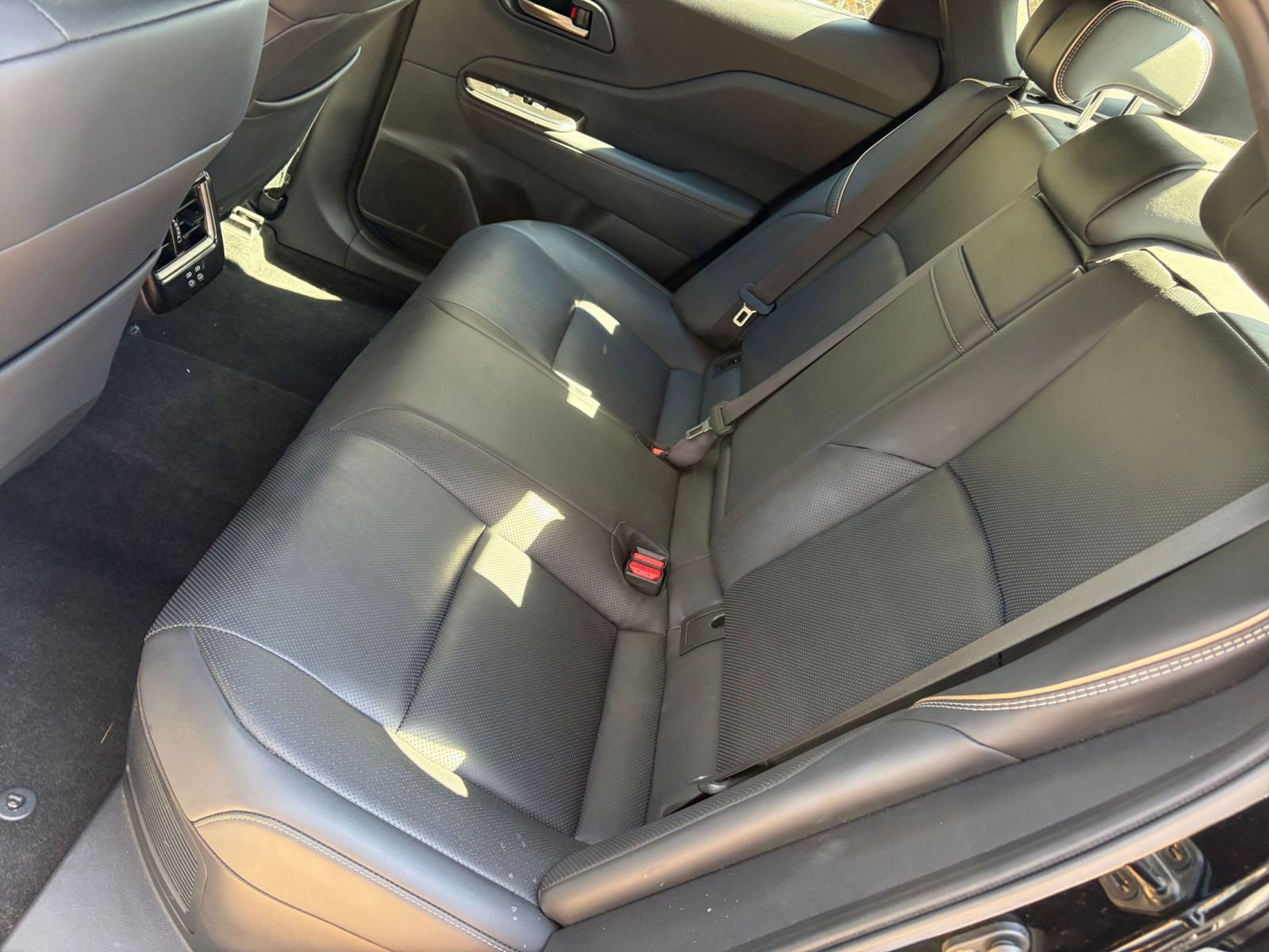 Used 2025 Toyota Crown XLE image 35
