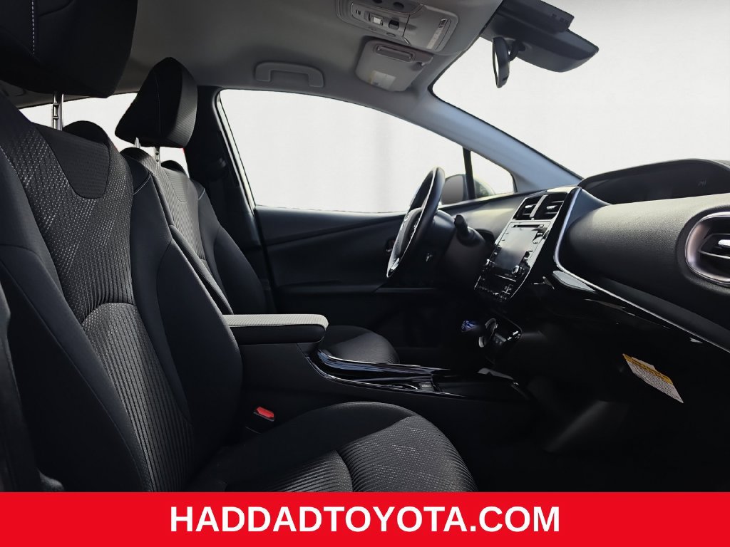 Used 2022 Toyota Prius Prime LE FWD image 16