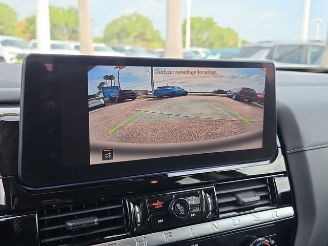 Used 2026 Nissan Pathfinder SV FWD image 26