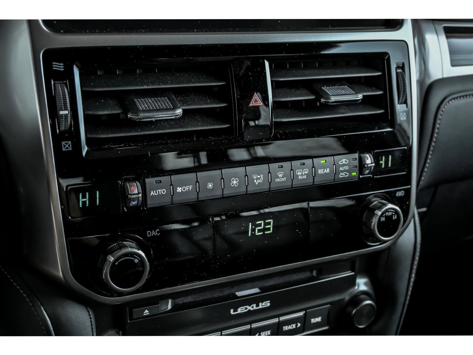 Used 2023 Lexus GX 460 Premium image 21