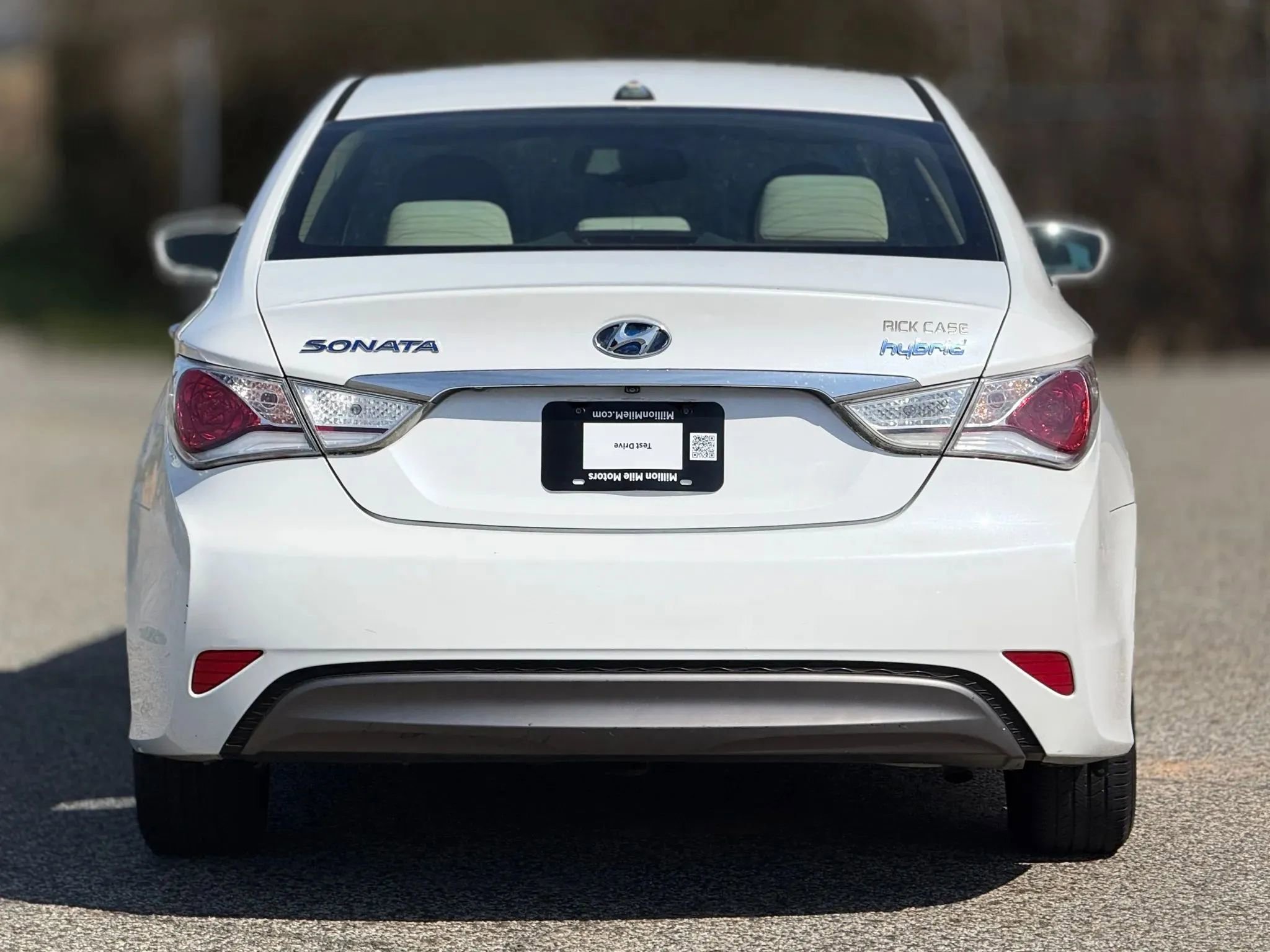 Used 2015 Hyundai Sonata Hybrid image 4