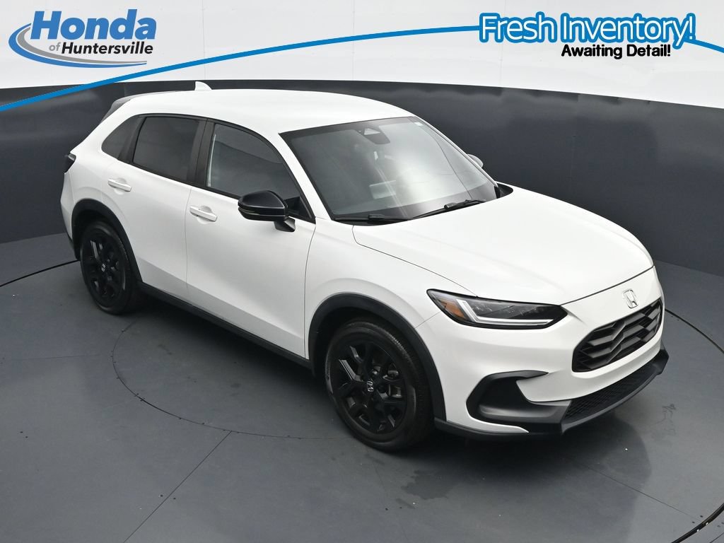 Used 2024 Honda HR-V Sport image 16