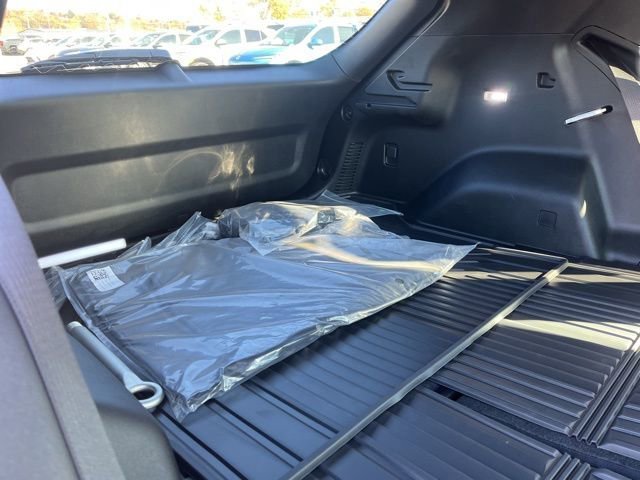 New 2026 Chevrolet Equinox EV LT w/ Convenience Package II image 43