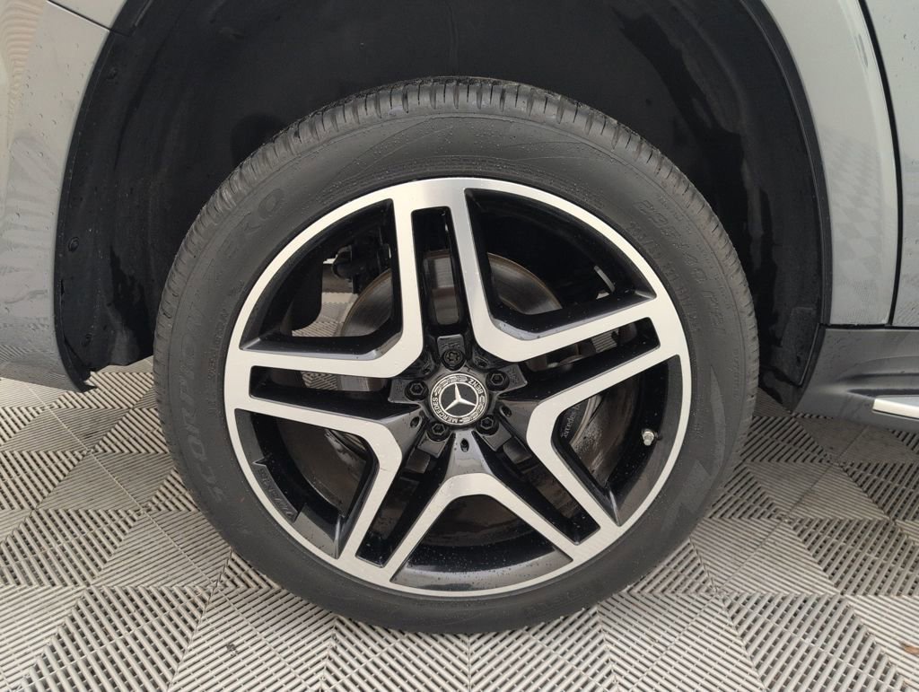 Used 2018 Mercedes-Benz GLS 550 4MATIC image 19