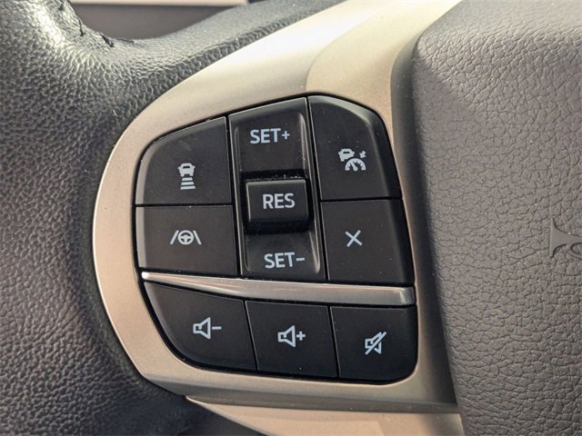 Used 2021 Ford Explorer XLT w/ Equipment Group 202A image 16