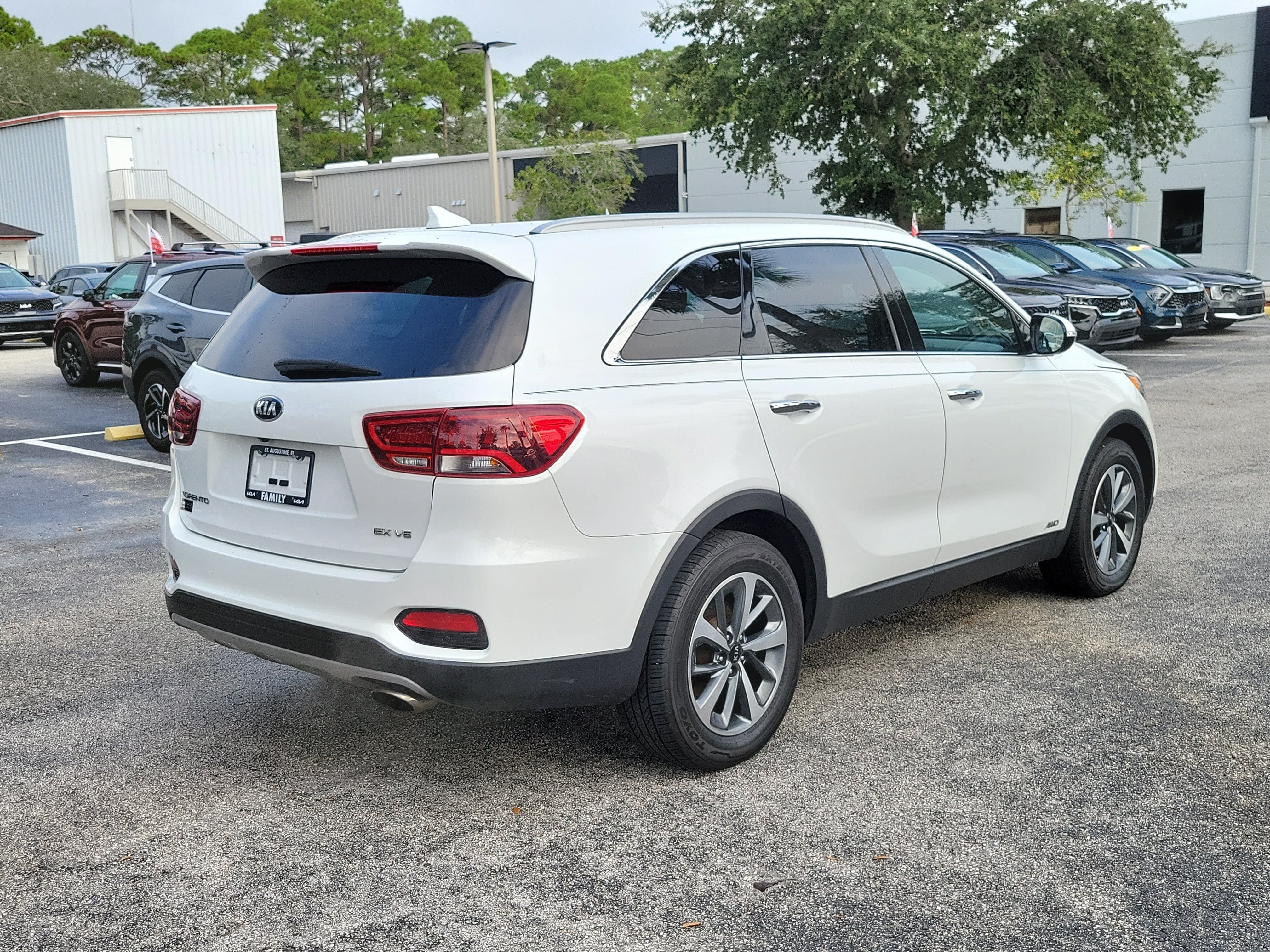 Used 2019 Kia Sorento EX AWD/4WD image 6