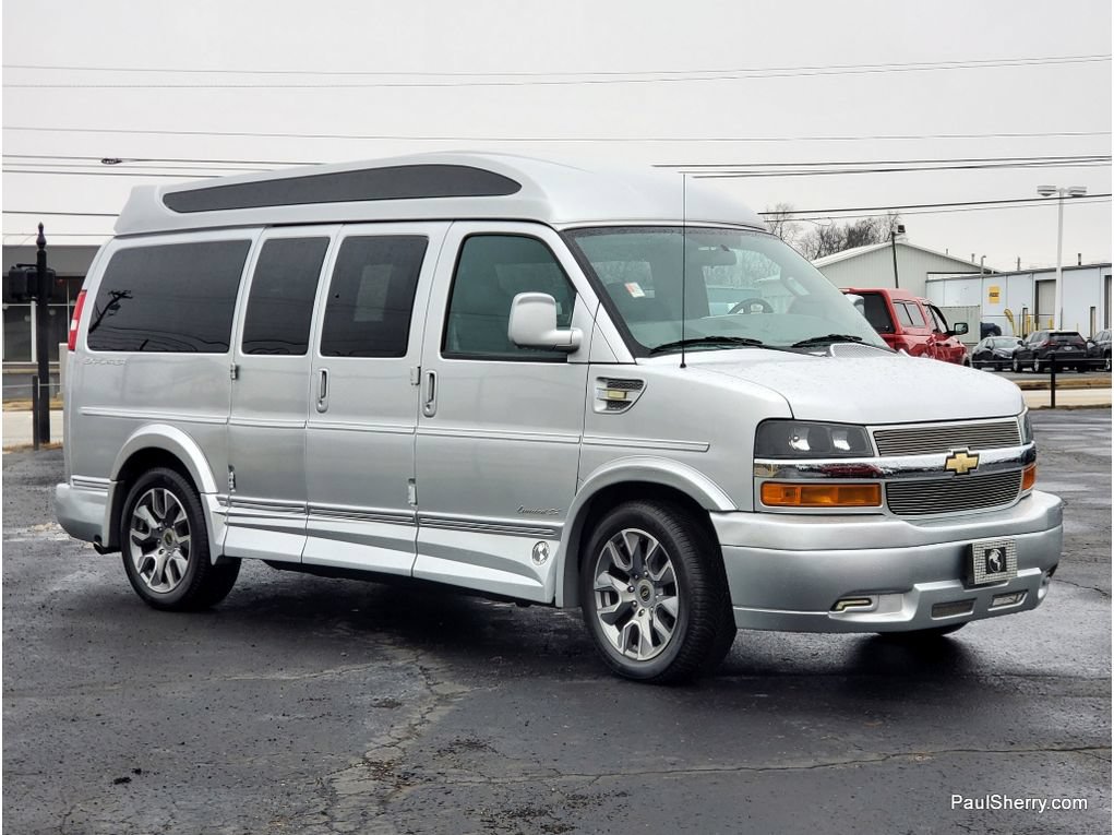 Used 2023 Chevrolet Express 2500 RWD image 21