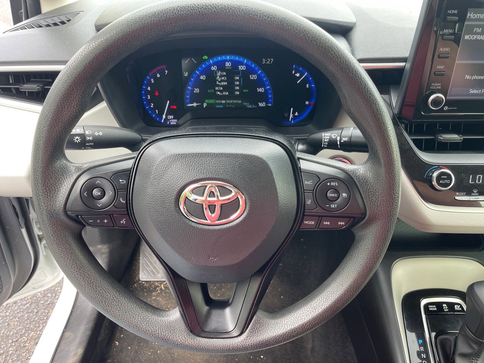 Used 2022 Toyota Corolla LE FWD image 7