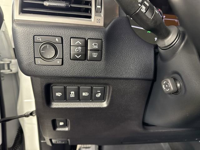 Certified 2022 Lexus GX 460 Luxury w/ Sport Design Package image 17