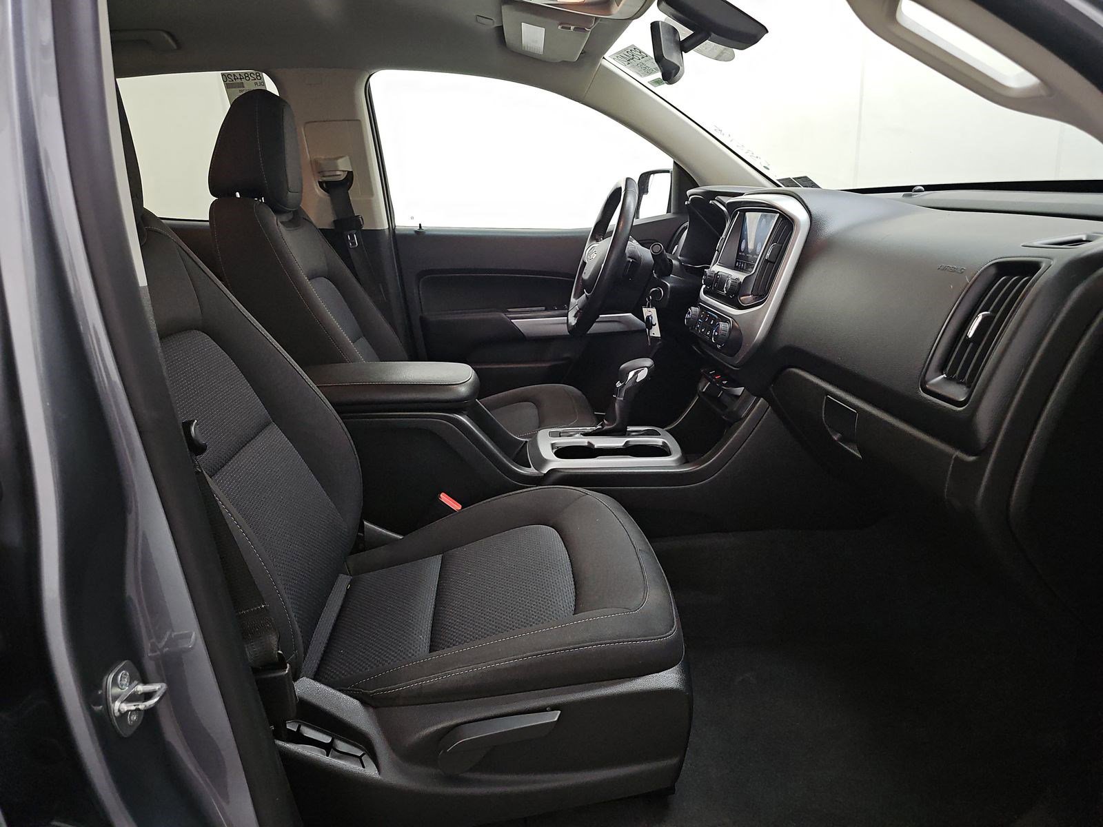 Used 2022 Chevrolet Colorado LT image 10