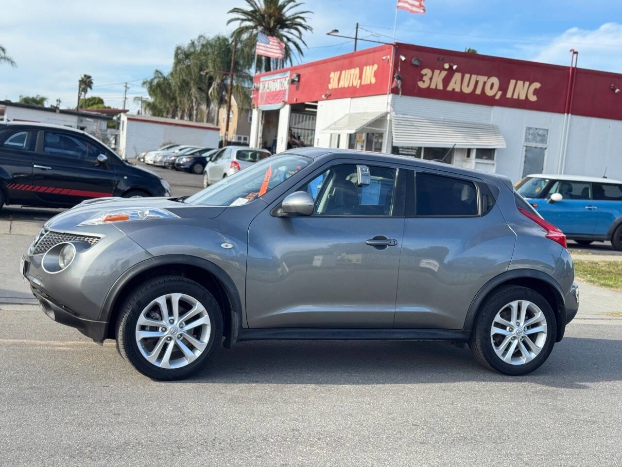 Used 2012 Nissan Juke SV image 6