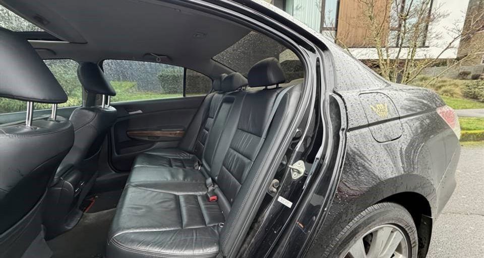 Used 2012 Honda Accord EX-L image 11