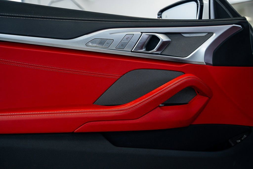 Used 2025 BMW 840i Coupe w/ M Sport Professional Package image 33