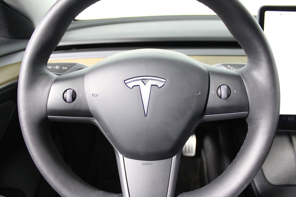 Used 2022 Tesla Model 3 Performance image 14