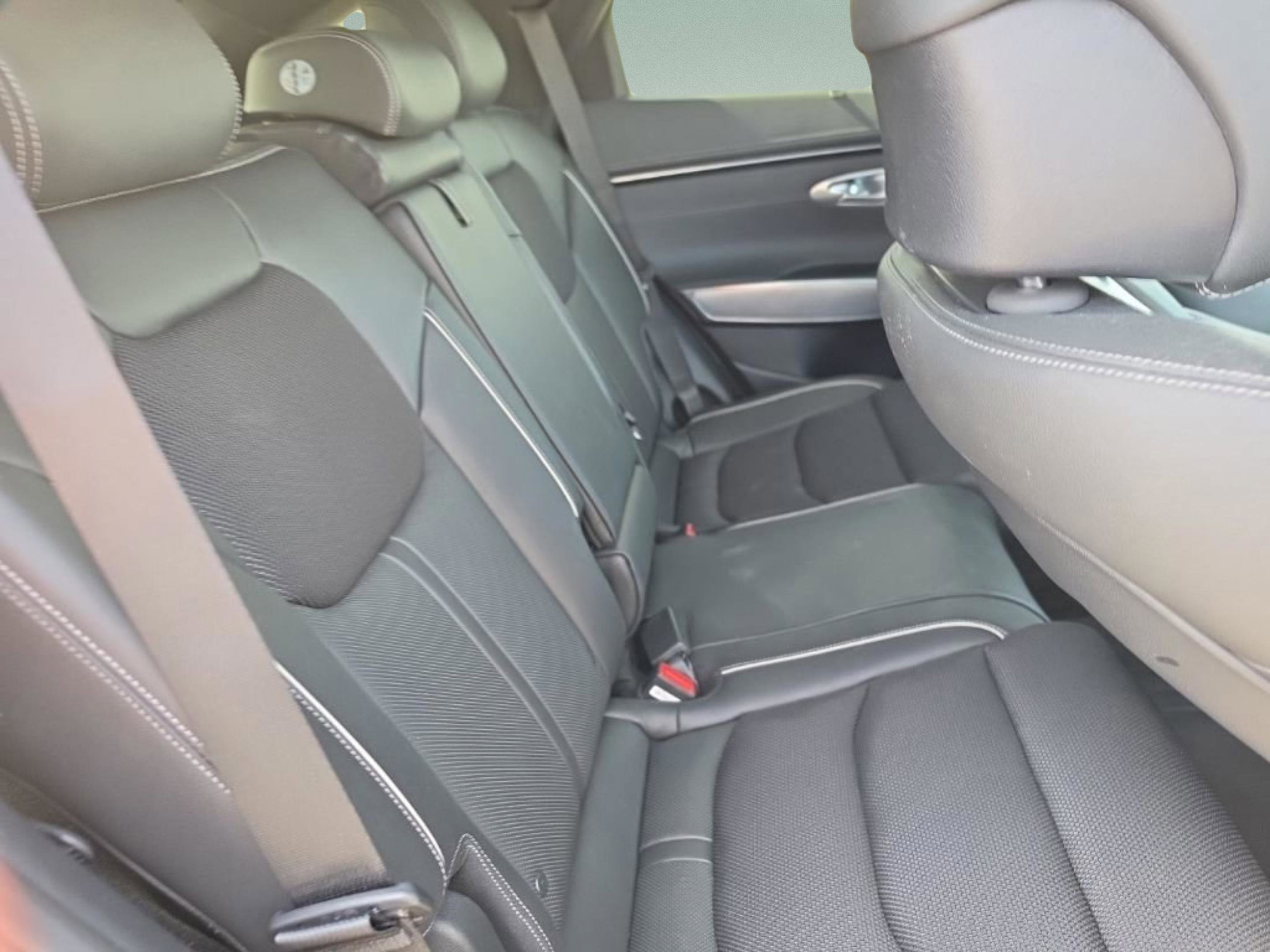 Used 2024 Genesis GV70 2.5T w/ Sport Prestige Package image 21