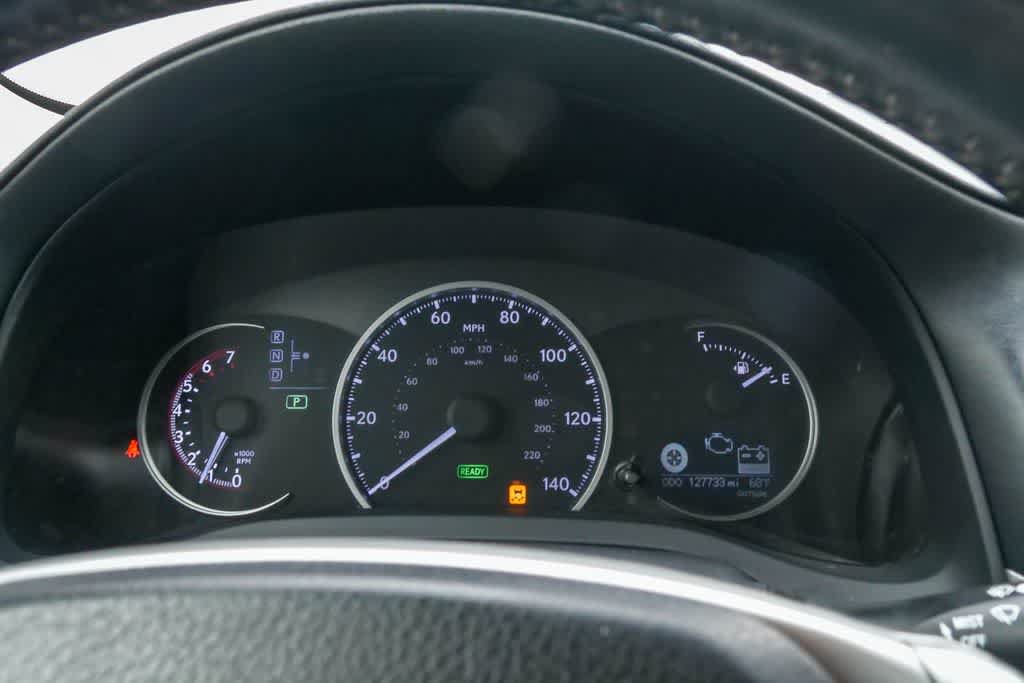 Used 2013 Lexus CT 200h w/ Premium Pkg w/Navigation FWD image 22