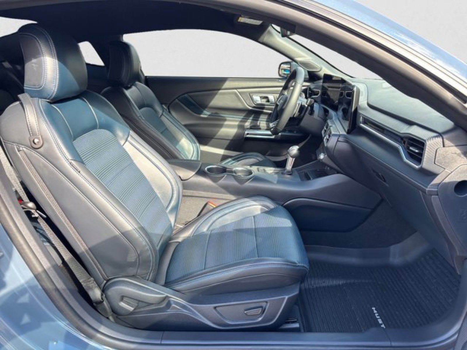 Used 2024 Ford Mustang GT Premium w/ California Special Package image 19