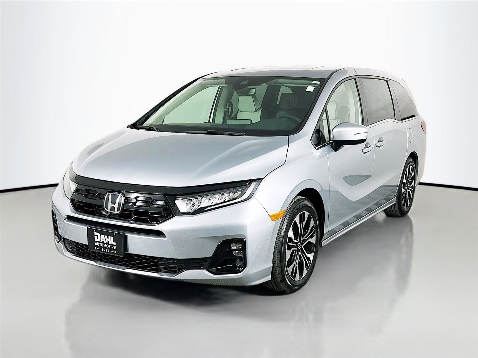 New 2026 Honda Odyssey Elite image 3