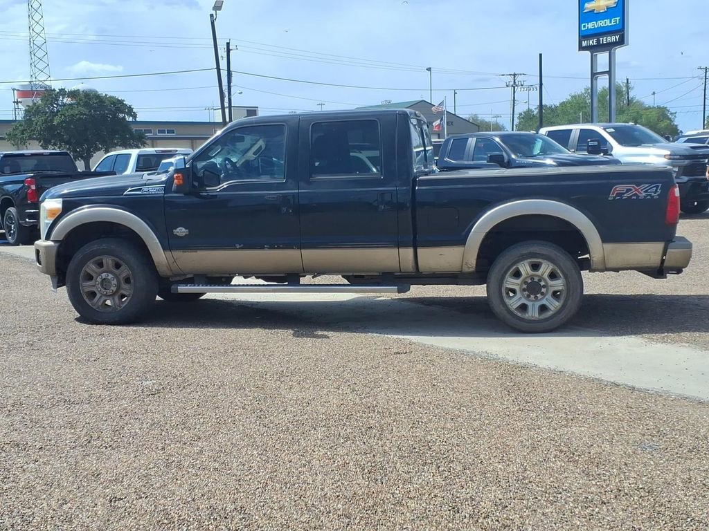 Used 2012 Ford F250 King Ranch w/ King Ranch w/Chrome Pkg AWD/4WD image 2