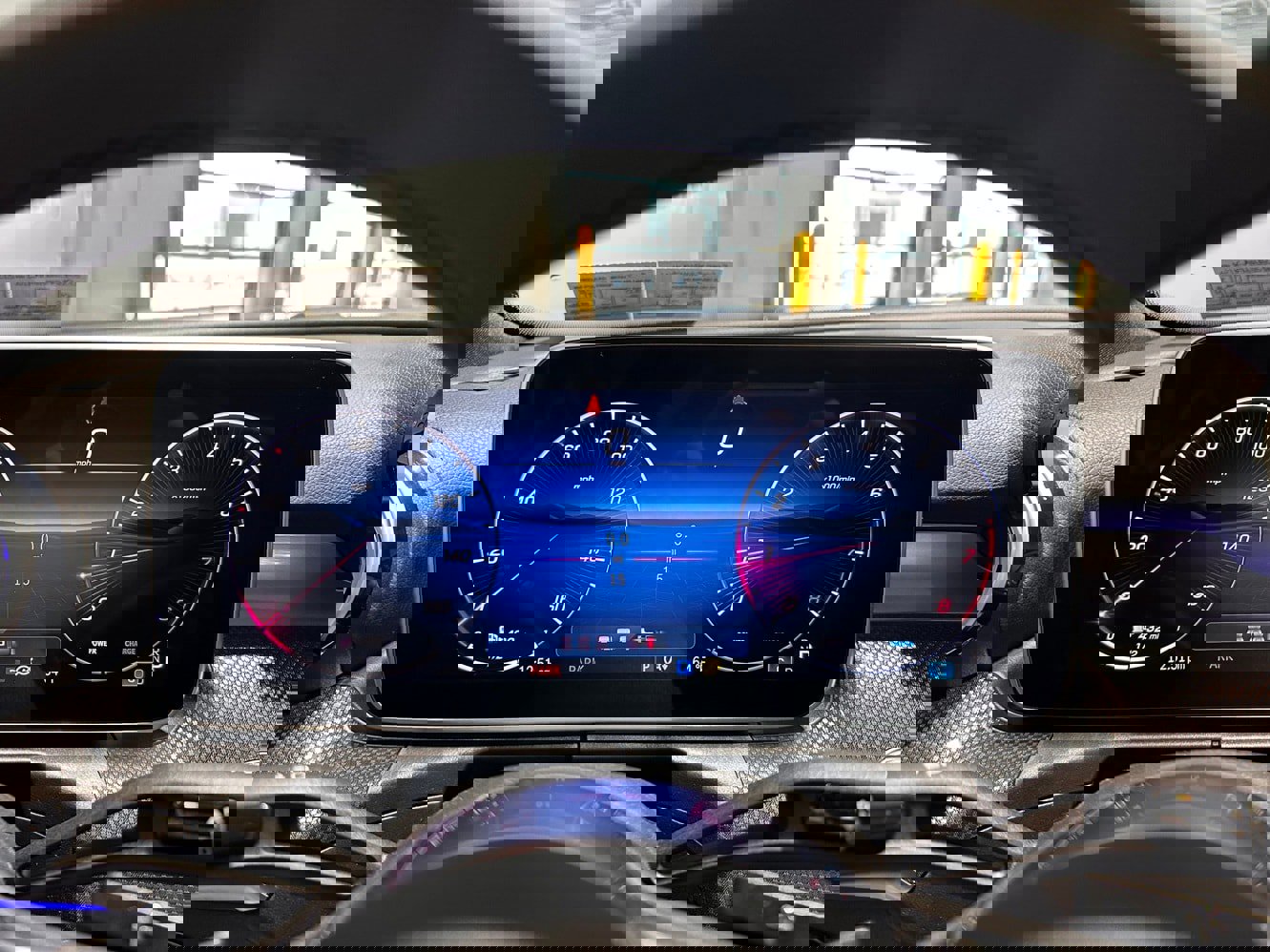 New 2025 Mercedes-Benz C 300 C 300 Exclusive 4MATIC image 9