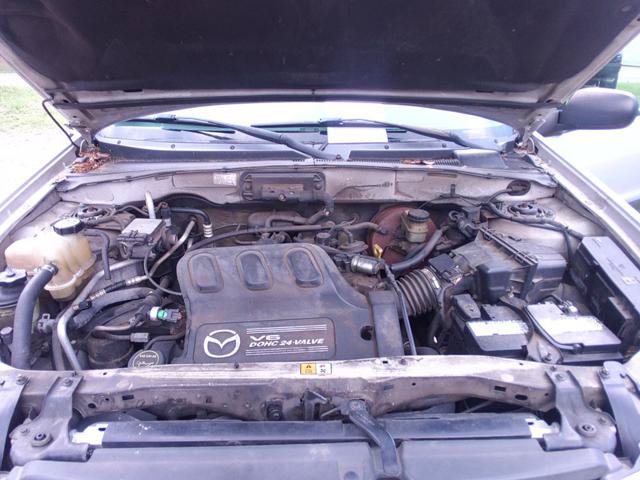 Used 2004 MAZDA Tribute LX w/ Luxury Pkg FWD image 18