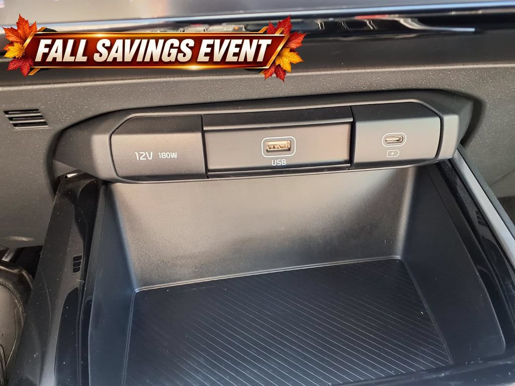 Used 2024 Kia Niro LX FWD image 19