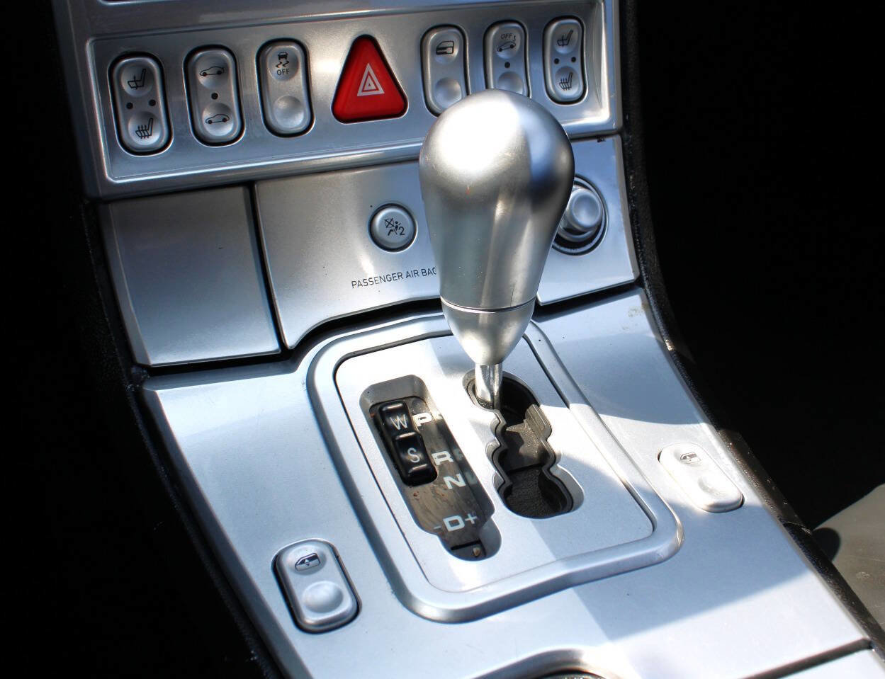 Used 2004 Chrysler Crossfire Coupe image 27