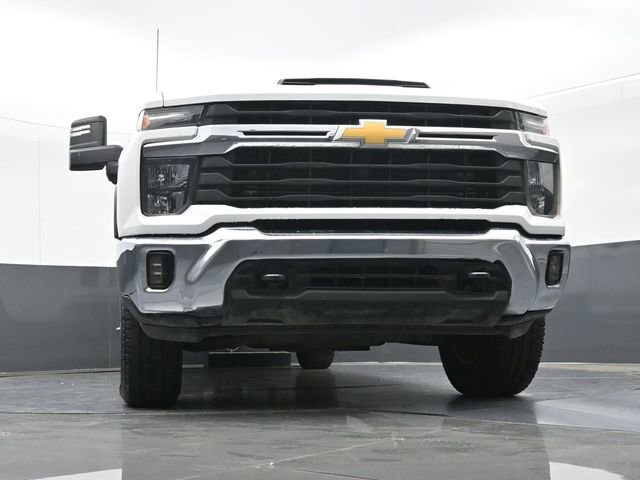 Used 2024 Chevrolet Silverado 2500 LT image 57