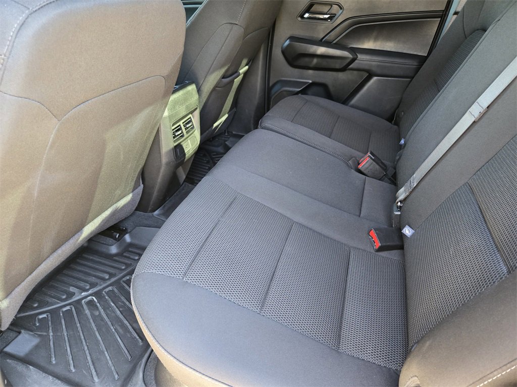 Used 2024 GMC Canyon Elevation image 30