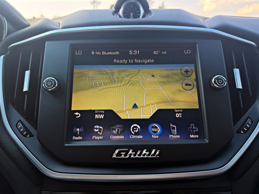 Used 2015 Maserati Ghibli RWD image 17