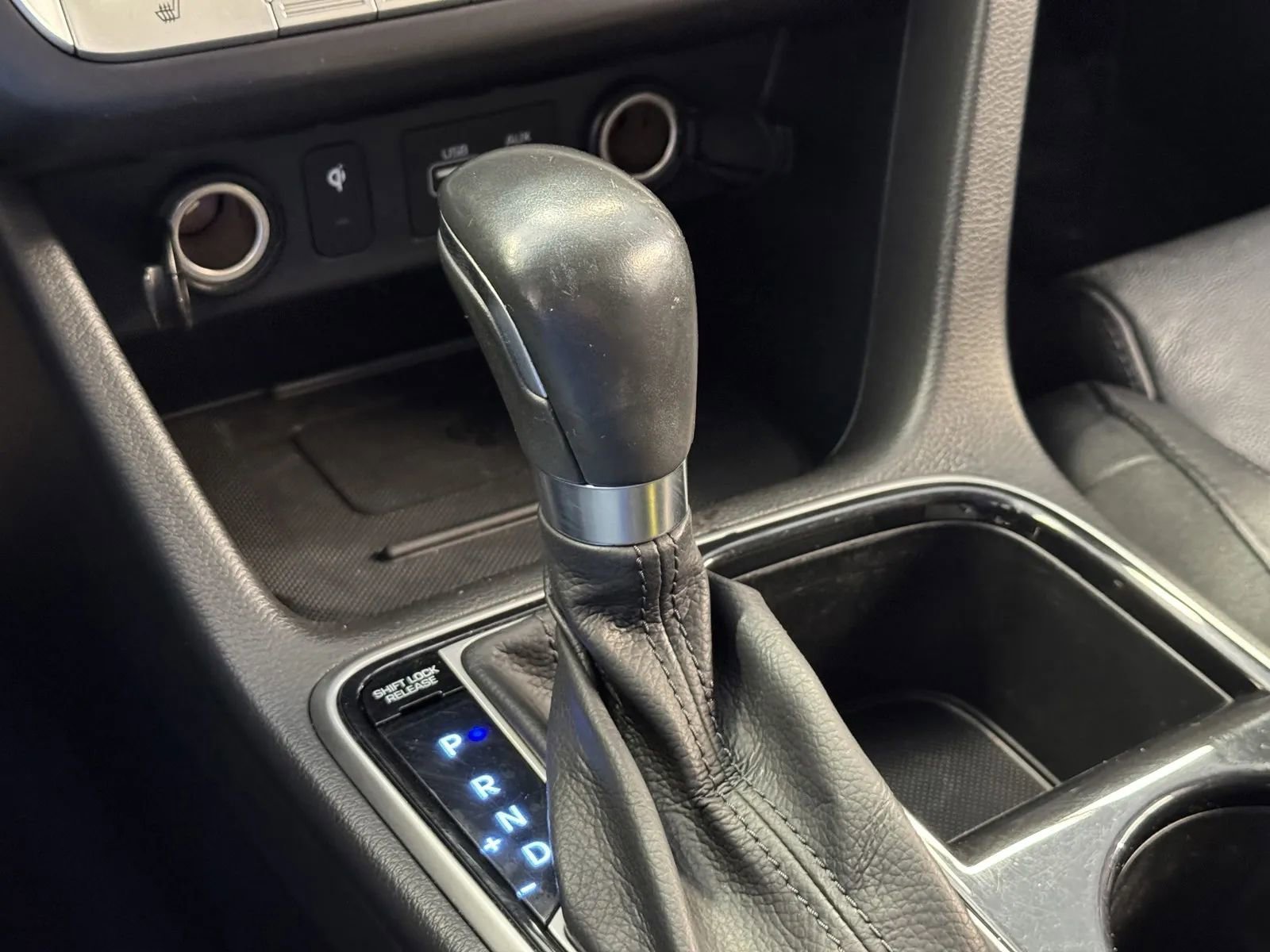 Used 2018 Hyundai Sonata Sport w/ Tech Package 05 FWD image 18