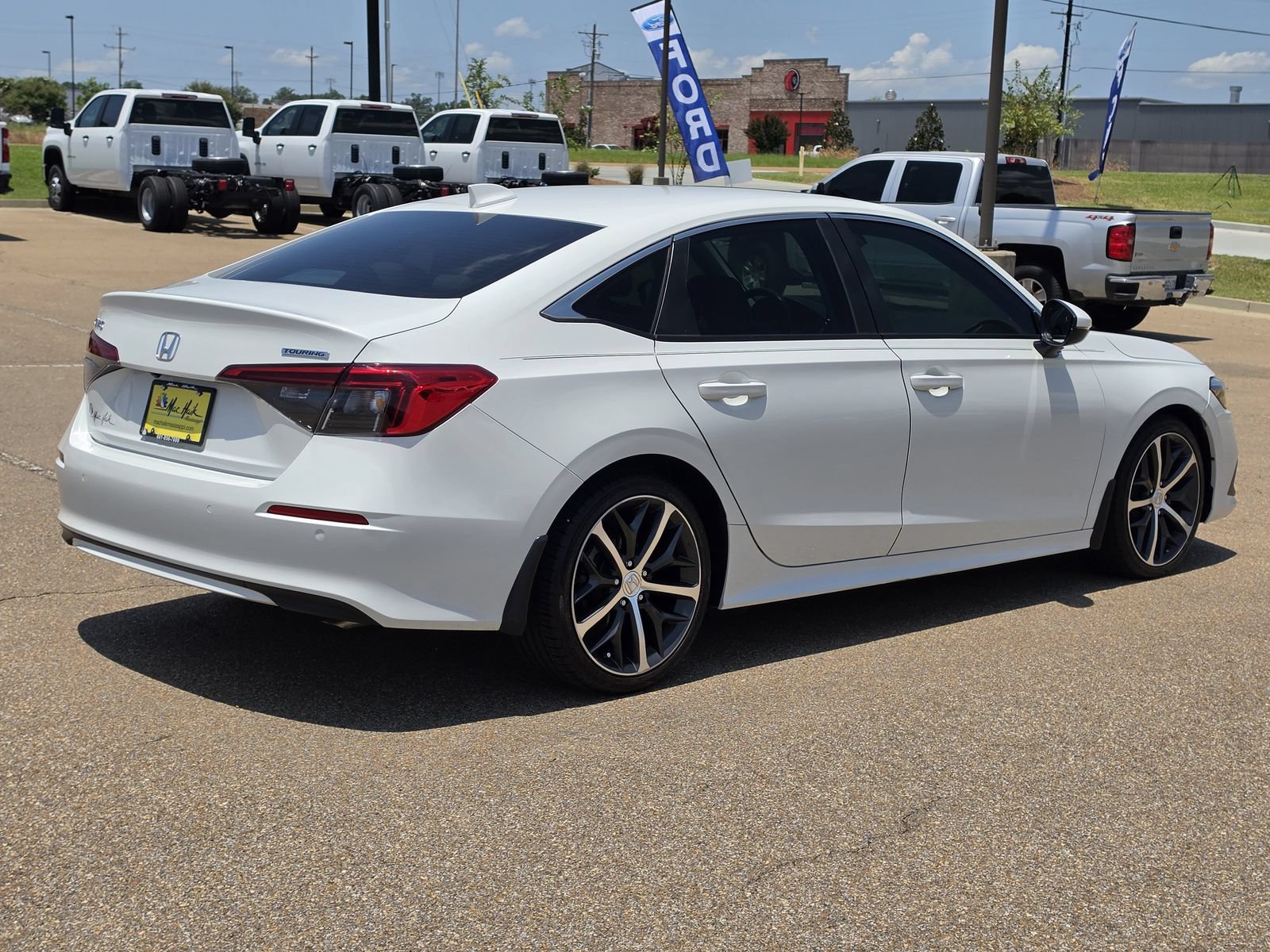 Used 2023 Honda Civic Touring image 4