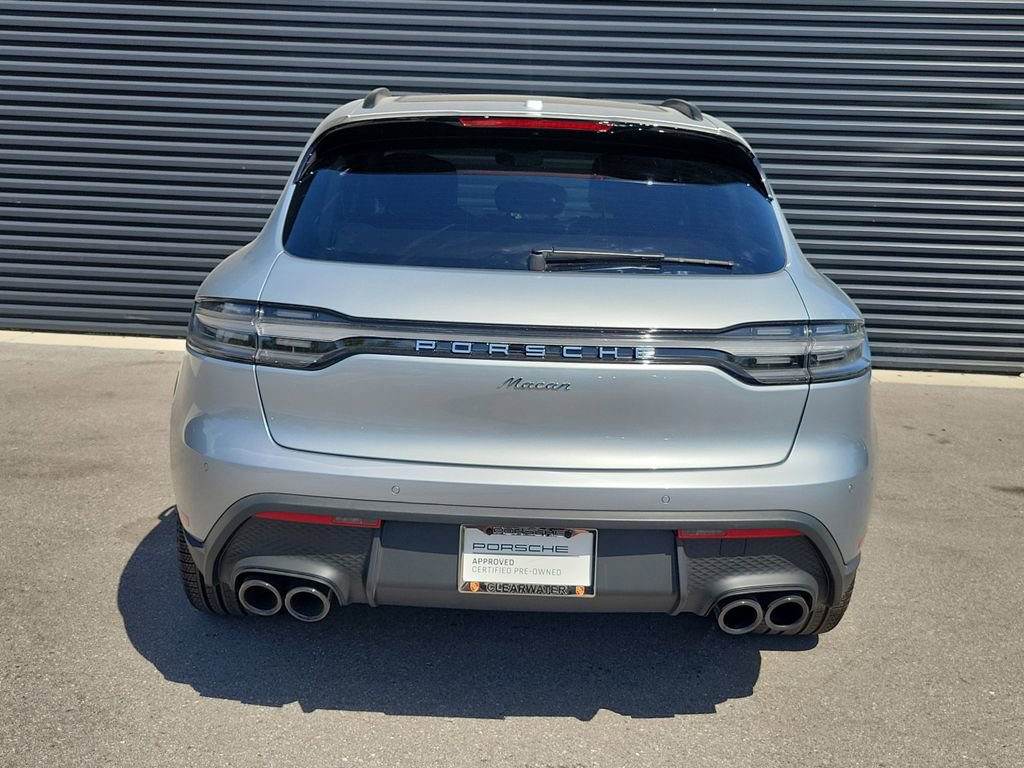 Certified 2025 Porsche Macan image 6