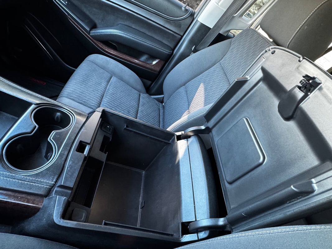 Used 2020 GMC Yukon SLE w/ SLE Value Package image 27