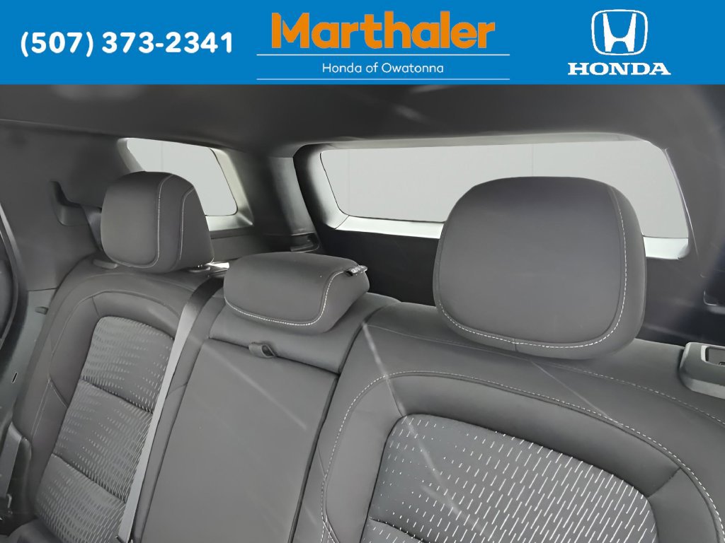 Used 2025 Chevrolet Equinox LT AWD/4WD image 13